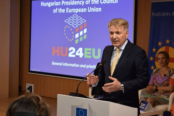 Общият ефект от преки и косвени ползи за гражданите и