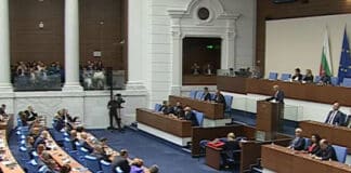 Николай Денков