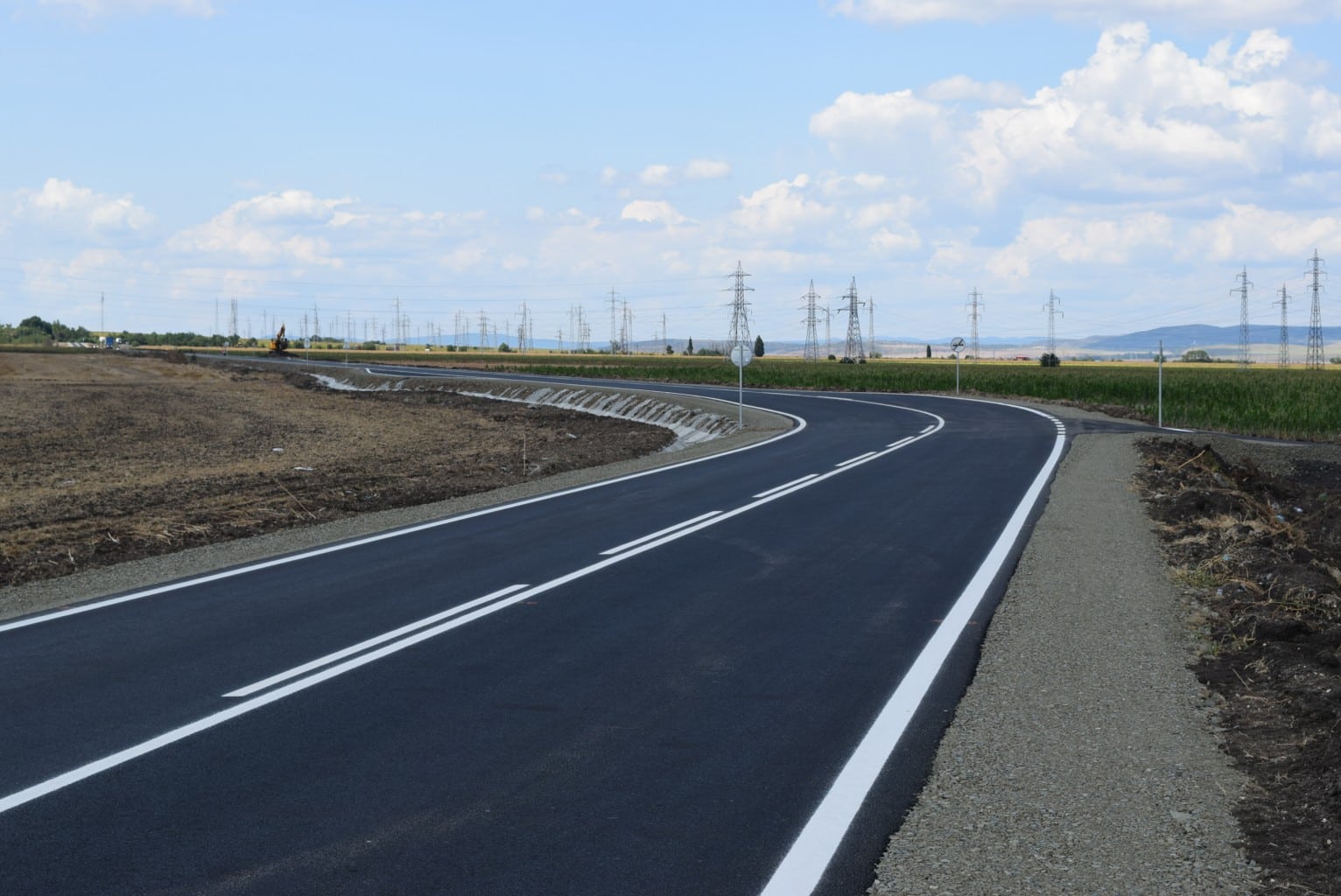 осъществи проект за пълно обновление на останалата неремонтирана част от