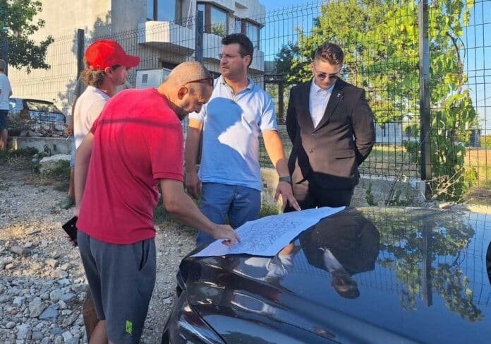 Обсъждането