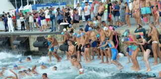 Плувен маратон на Морска гара в Бургас