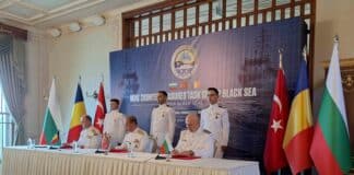 Подписването