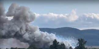 Пожар в склад за фойерверки