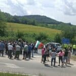 Животновъди протестиращи на Подбалканския път между Карлово и Казанлък