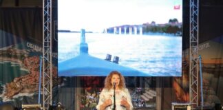 Илияна Йотова в Созопол