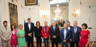 Българска делегация в Париж