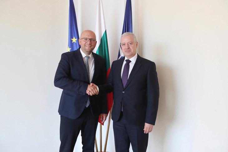 Заместник министър Иван Кондов проведе днес среща с Мануел Сарацин специален