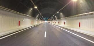 Тунел "Топли дол"