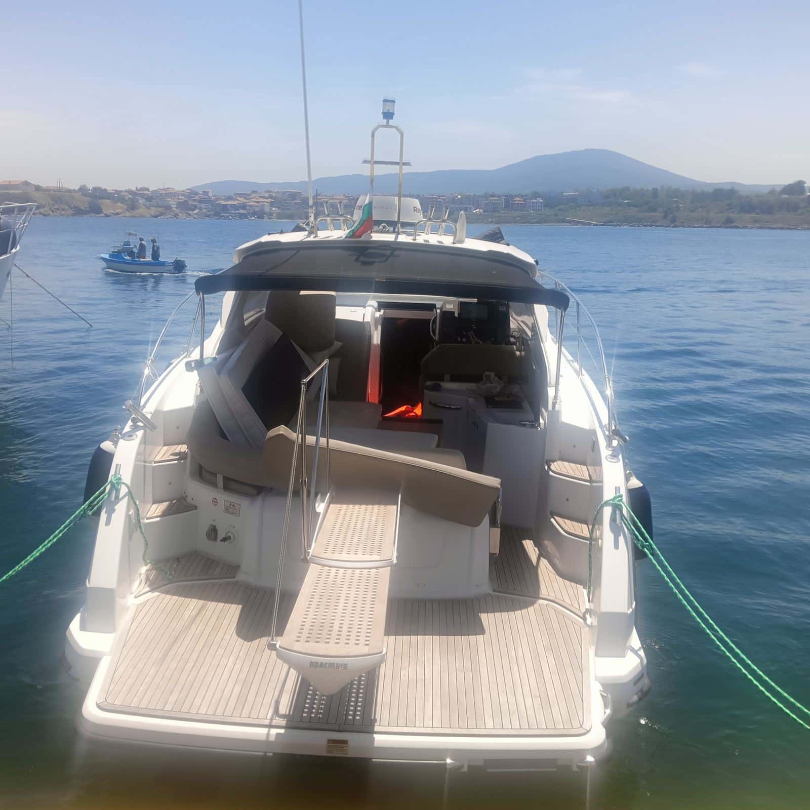 Яхтата Снимка Прокуратура в Бургас
Наркотици на стойност над 1 200