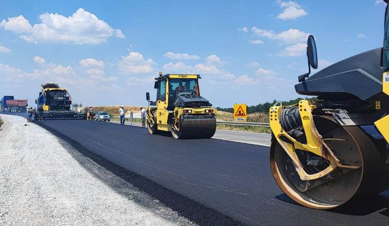 Министърът на регионалното развитие и благоустройството Иван Иванов подписа разрешение