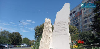 Паметник на полицаи Атанас Градев и Йордан Илиев