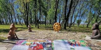 Парк на приказките в с. Динево