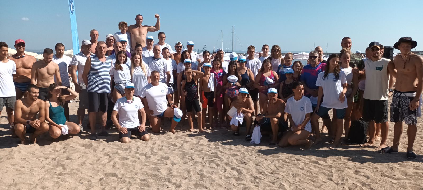 Кметът на Община Созопол Тихомир Янакиев награди най бързите плувци в