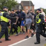 Размирици в Англия