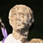 Статуята, намерена в античния град Хераклея Синтика