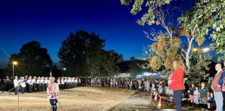 Тракийци от цяла България 121 години от Илинденско-Преображенското въстание на Петрова нива