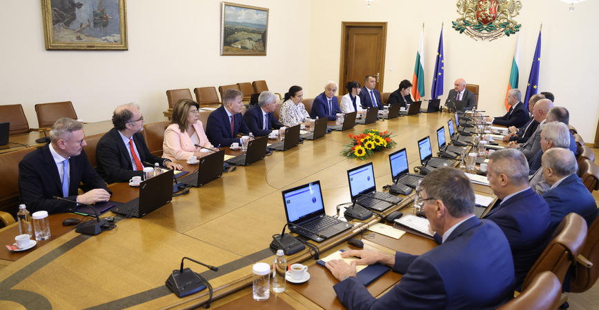 В последния ден на кабинета Главчев е прието решение с