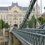 Грешъм палас, Унгария