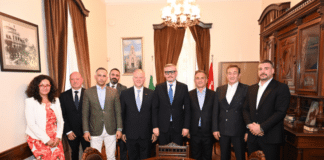 Откриване на форум