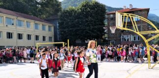 Първокласници