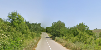 Път между Замфирово и Пърличево