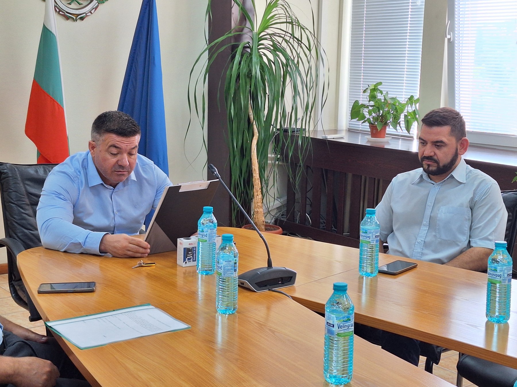 Областният управител Владимир Димитров връчи днес на председателя на Районната