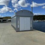 Бензиностанция за лодки на кея в кв. "Сарафово" в Бургас