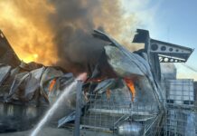 Пожар в хале в Карнобат