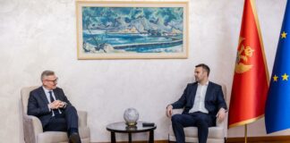 Министър Евтим Милошев и премиерът Милойко Спаич