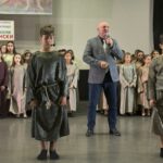 Министър проф. Галин Цоков по време на постановката и за предмет християнство