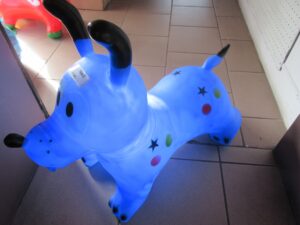  Надуваема играчка 