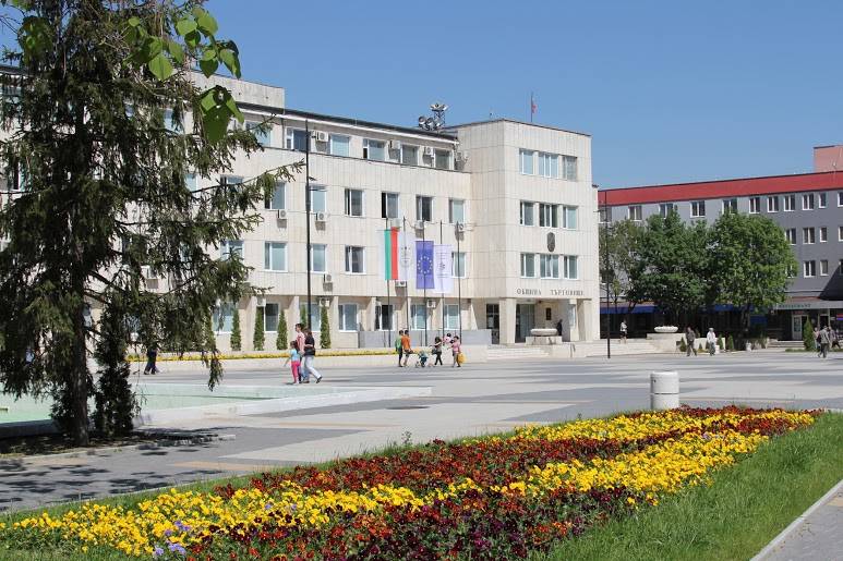 11 55 е избирателната активност към 11 00 ч в в изборите