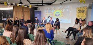 Официално откриване на събитието за даряване на химни