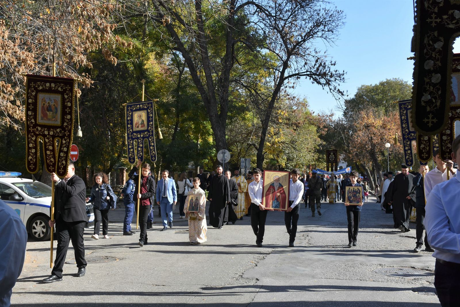 Шествие на 1 ноември ще премине през Главната улица на