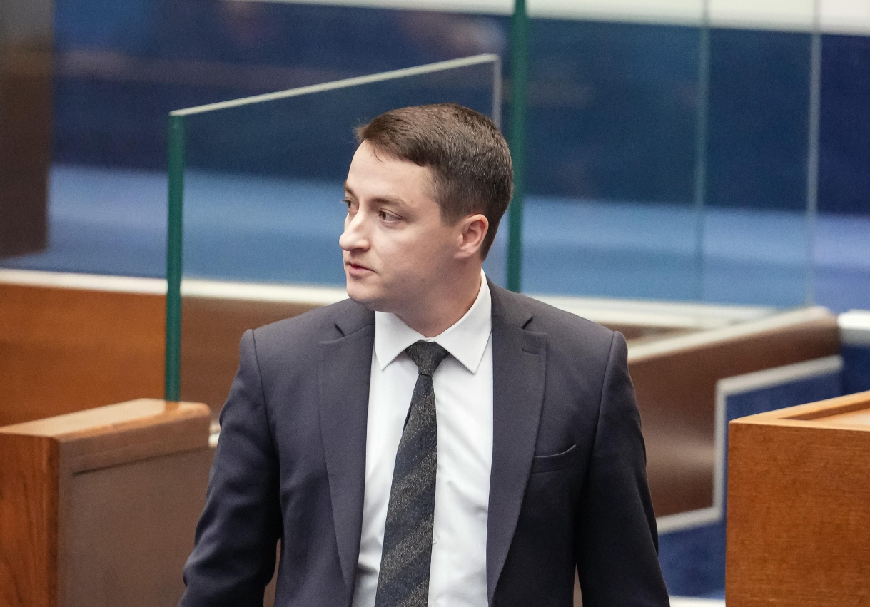 е категоричен че всичко което се случва в момента руши