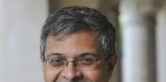 Джей Бхатачария