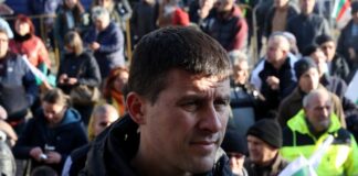 Искрен Михайлов