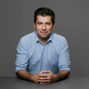  Кирил Петков 