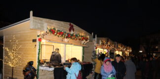 Коледен базар в Ловеч
