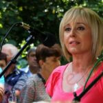 Мая Манолова