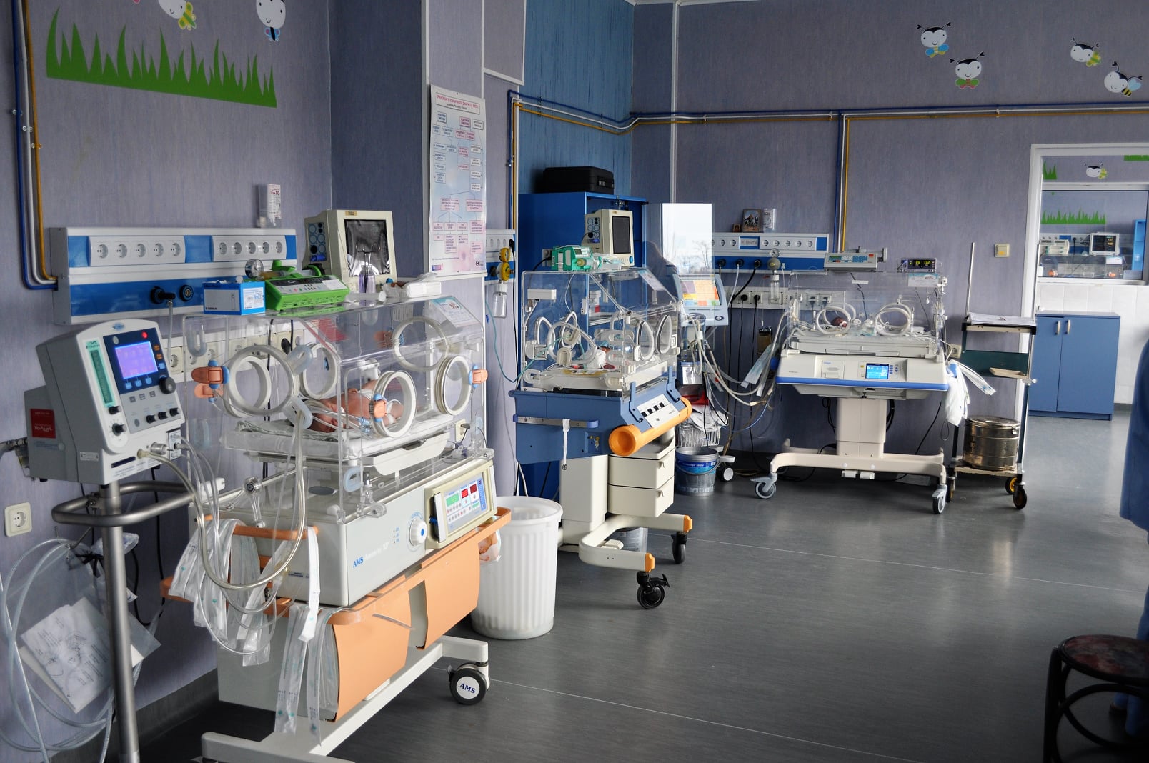 Най малките родени бебета са по 500 грама които са отгледани