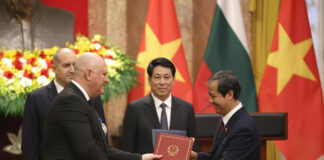 Подписване на споразумение