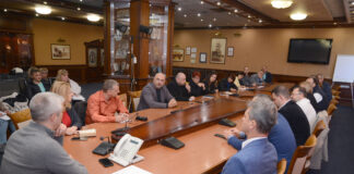 Среща на кмета Благомир Коцев с представители на районните кметства и фирмите по озеленяване във Варна