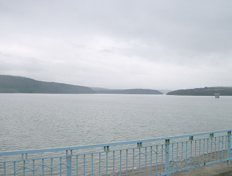 На 10 март са били взети контролни проби питейна вода