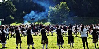 български-традиции