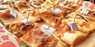 Банички с късмети