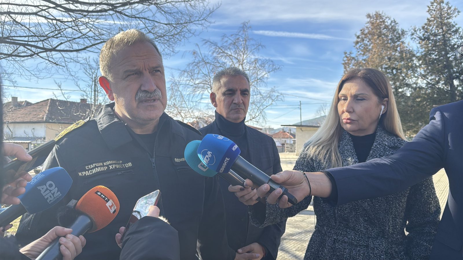 Директорът на старши комисар Красимир Христов ръководи на място оперативно издирвателните