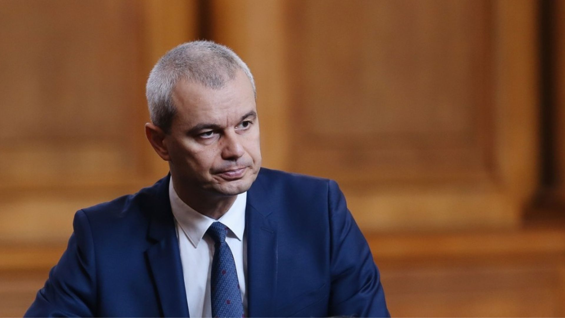 В публикация в социалната мрежа лидерът на партия Възраждане изрази