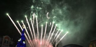 Коледно тържество