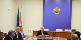 Подписването